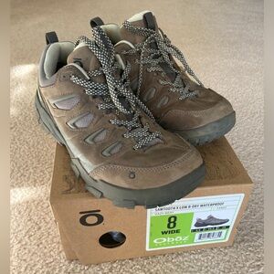 Women’s Oboz Sawtooth X Low B-Dry Waterproof hiking boots Size 8 WIDE